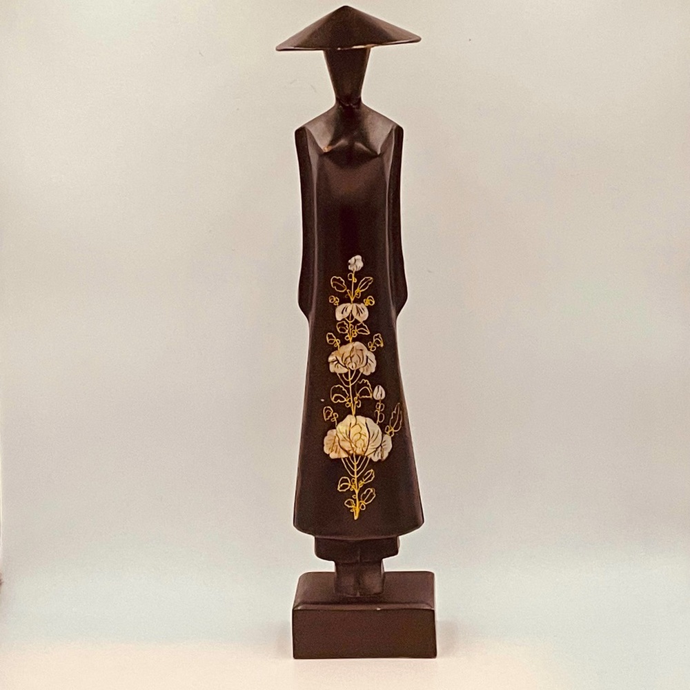 Vietnamese woman statue hand carved lacquerware with mother of Pearl inlay